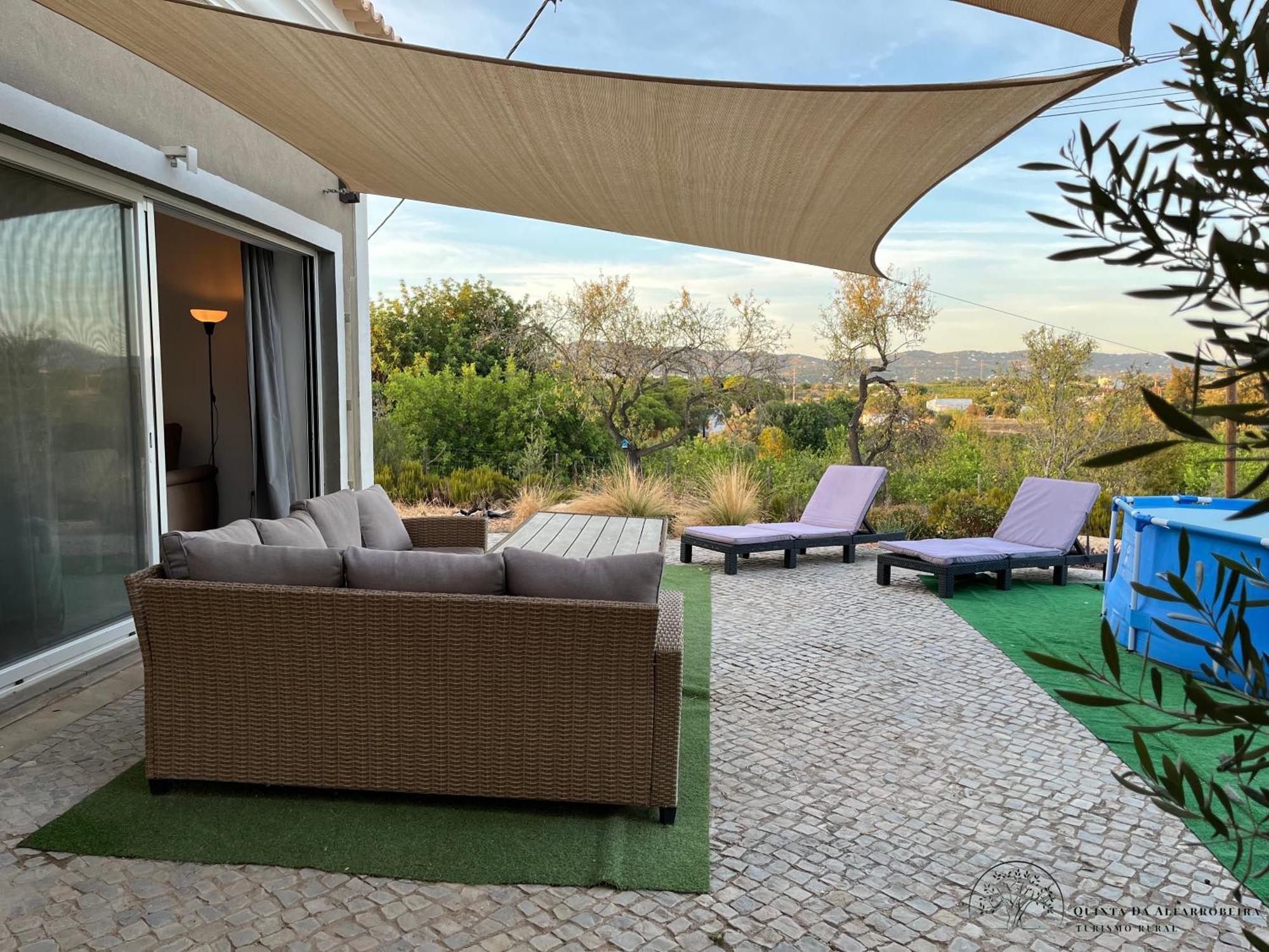 Quinta Da Alfarrobeira Peaceful Countryside Ferienhaus